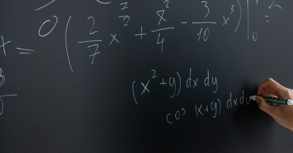 Mechanics or Statistics? Choosing Your 9709 A Level Maths Options